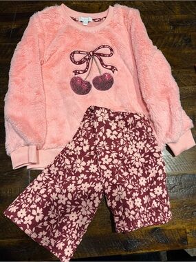 Pink Plush Cherry Pajama Set with Floral Pants by Jumping Beans